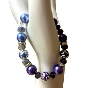 Fashion Beaded Stretch Bracelet (Blue & Multi-Purple Accented)